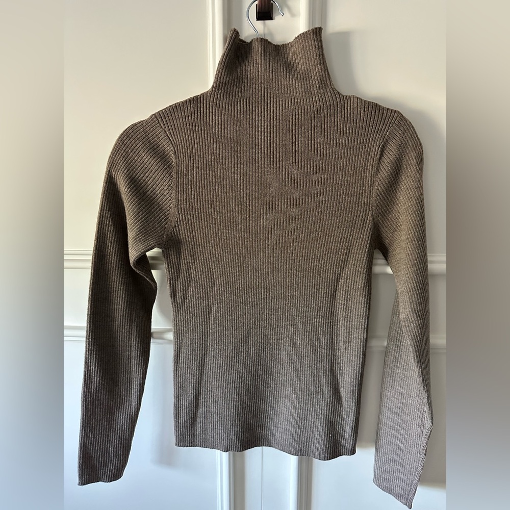 DKNY turtleneck